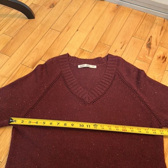 Woolrich V-Neck Sweater - Picture 9 of 10